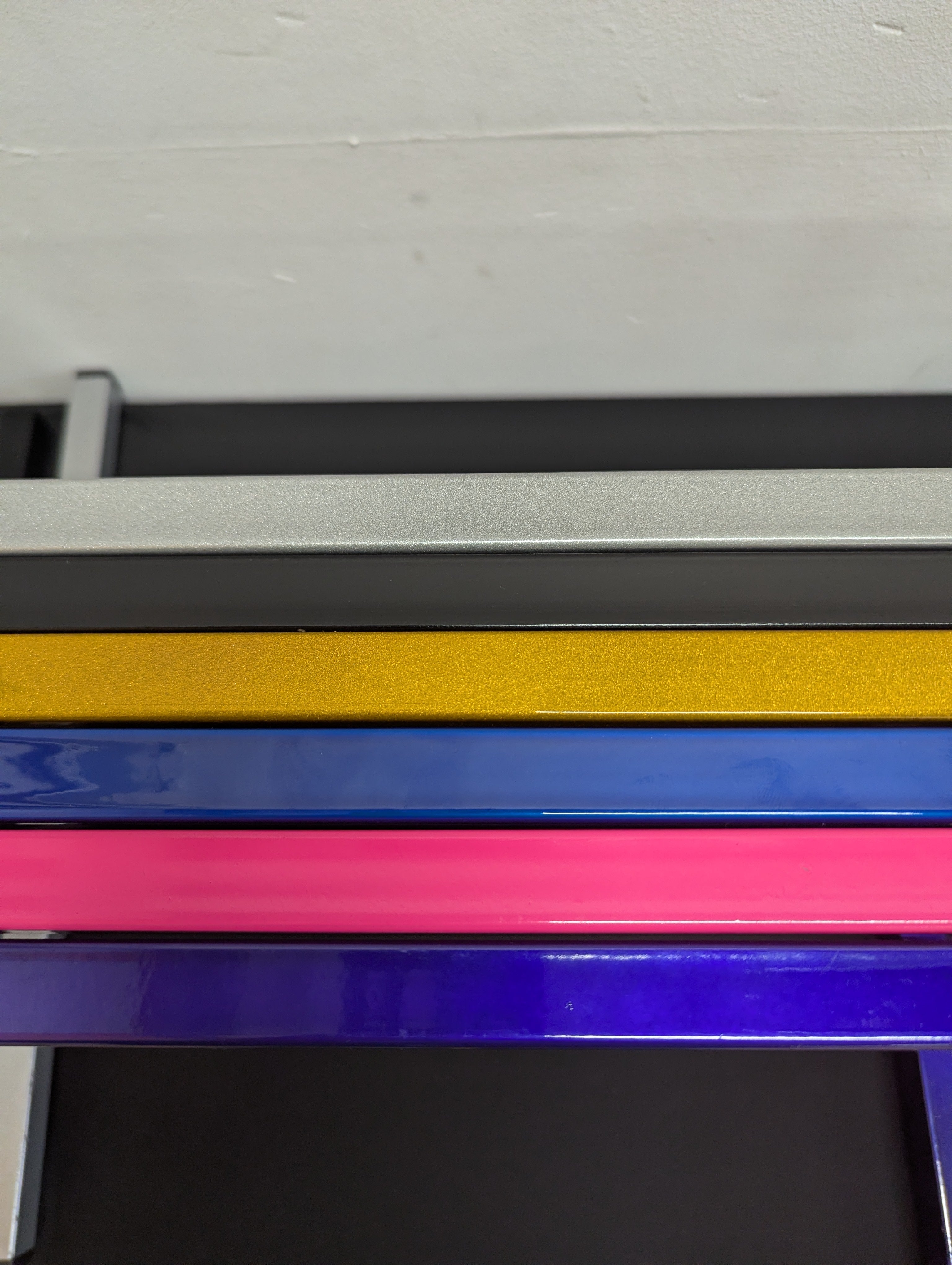 Coloured single stands by Sarah's Pan Cases