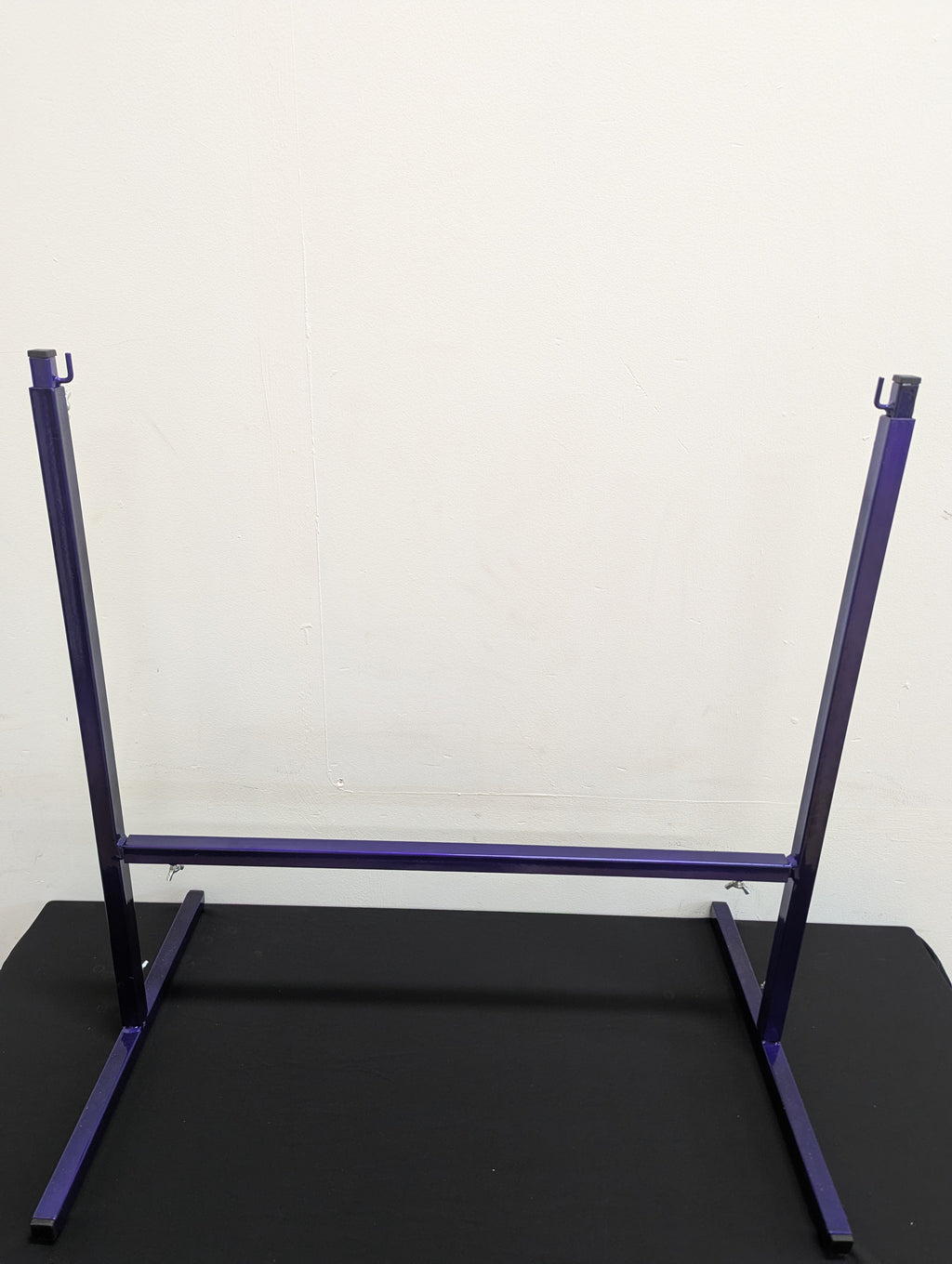 Coloured single stands by Sarah's Pan Cases