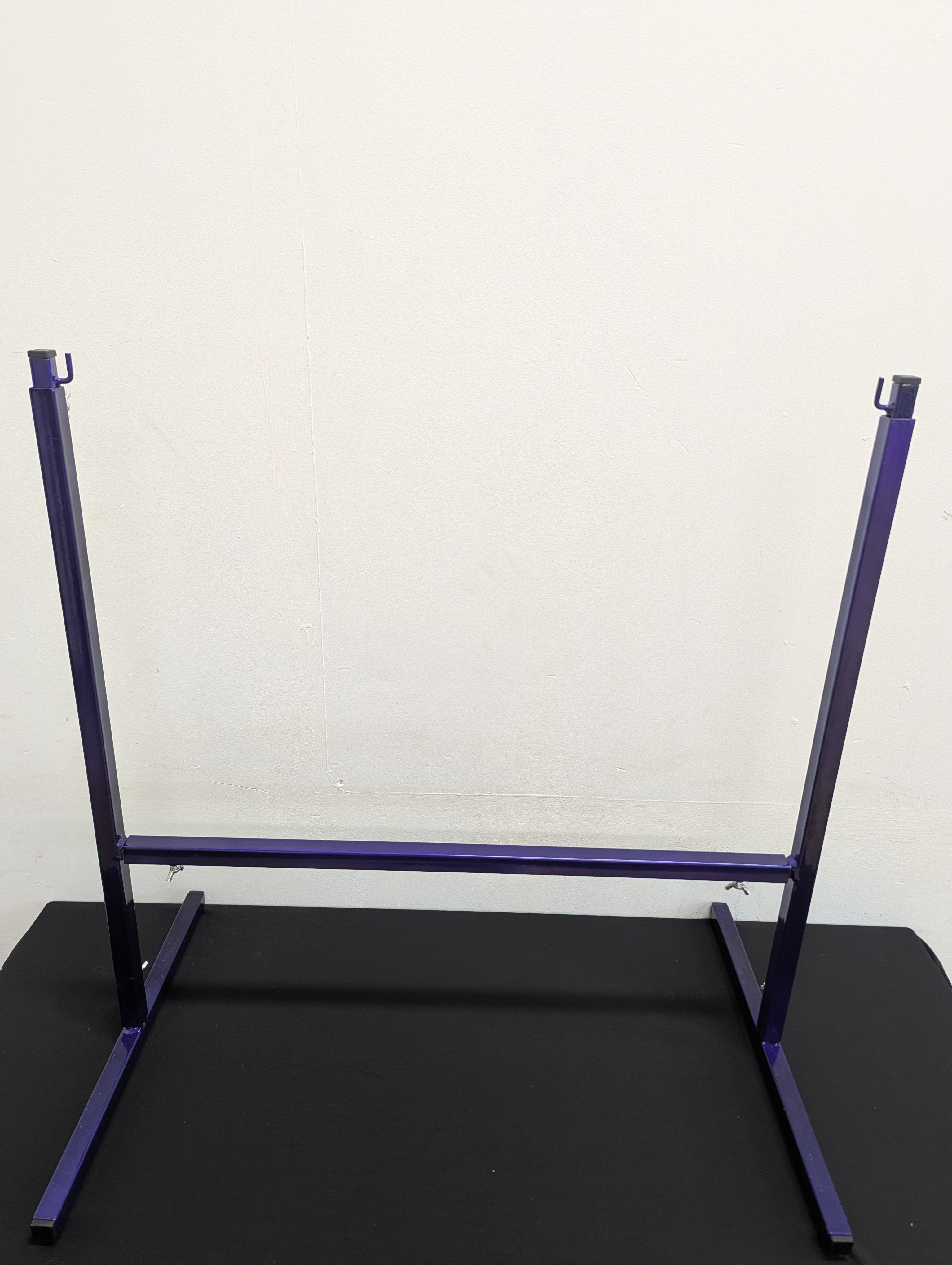 Coloured single stands by Sarah's Pan Cases
