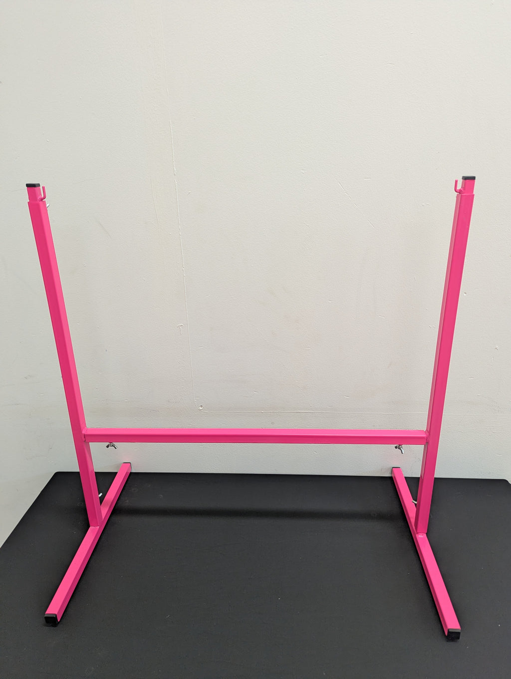 Coloured single stands by Sarah's Pan Cases