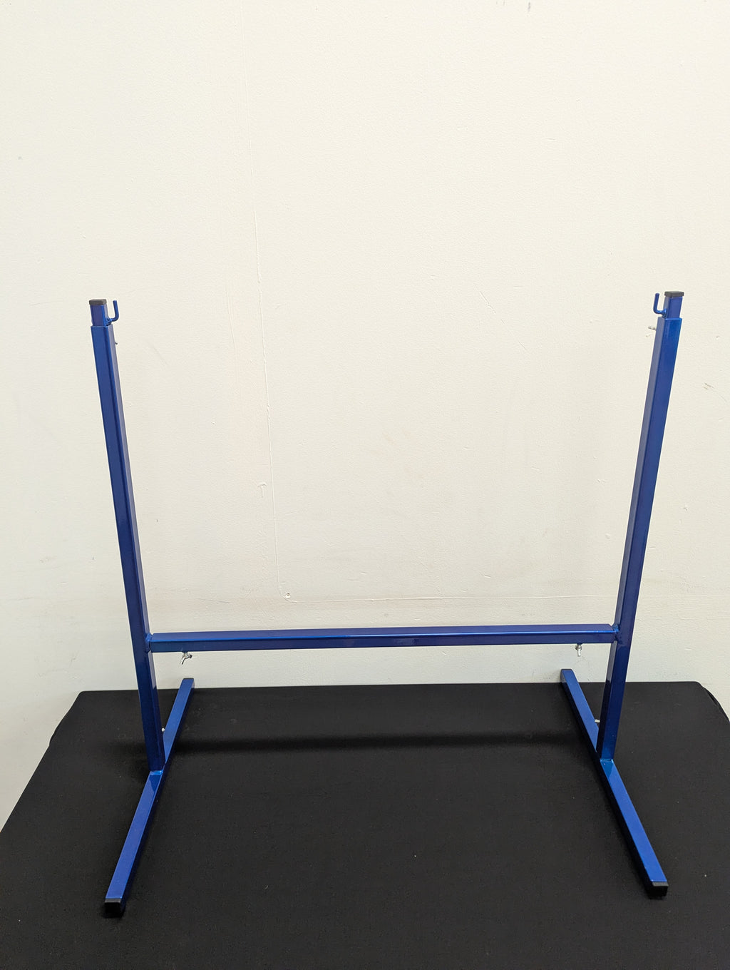 Coloured single stands by Sarah's Pan Cases