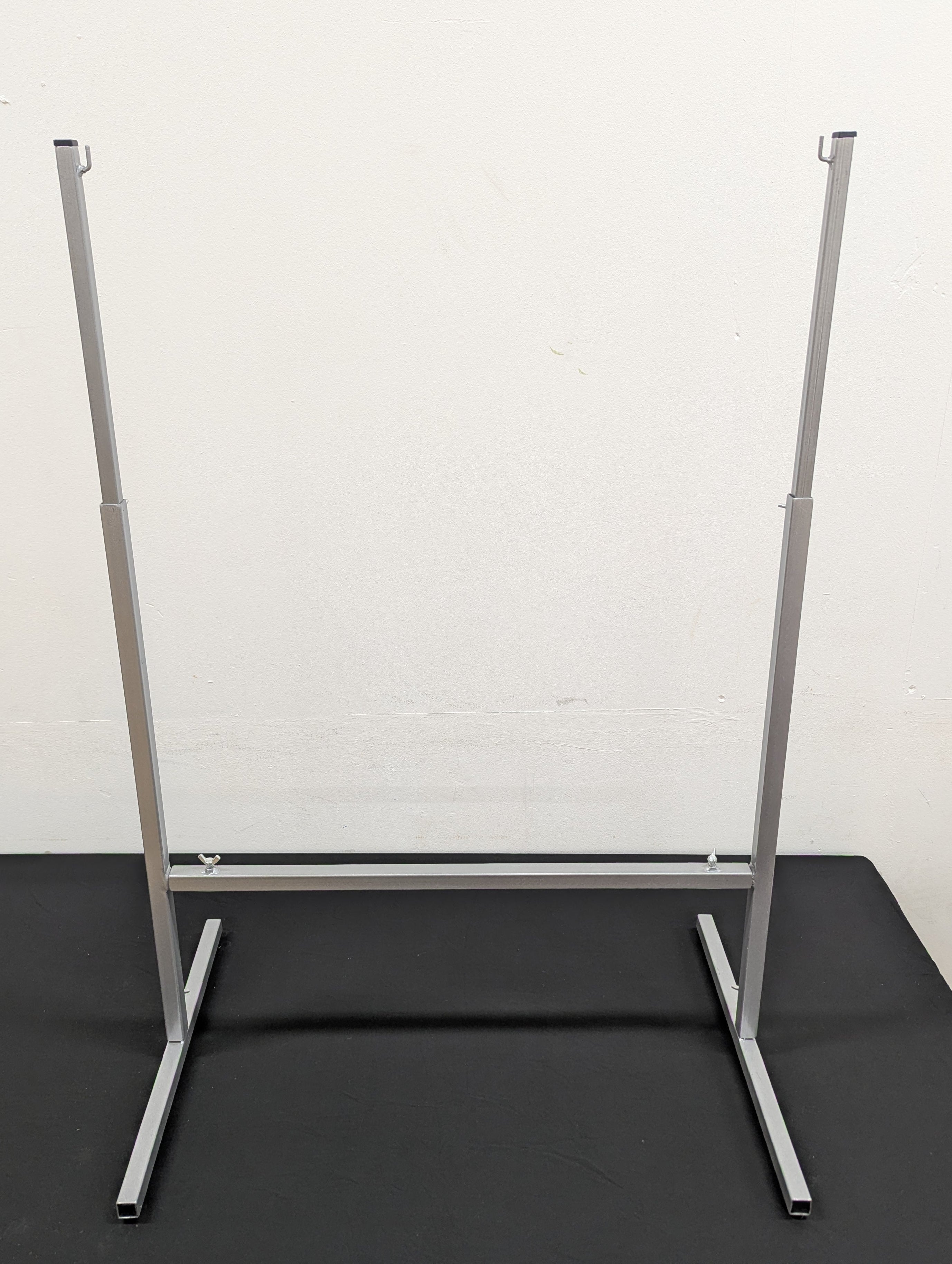 MITTCO Silver H Single stand